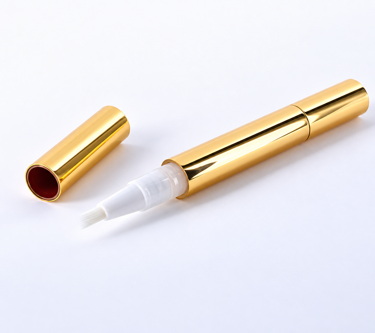 StealthMaxx Teeth Whitening Pen with brush tip